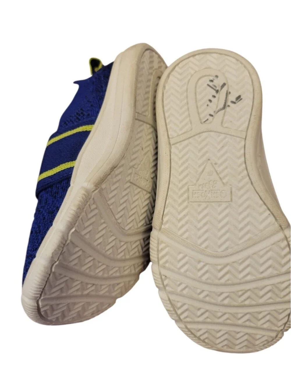 OshKosh B'gosh Water Shoes Quick-Dri Blue Mesh‎ with Yellow Stripes Slipons Sz 9